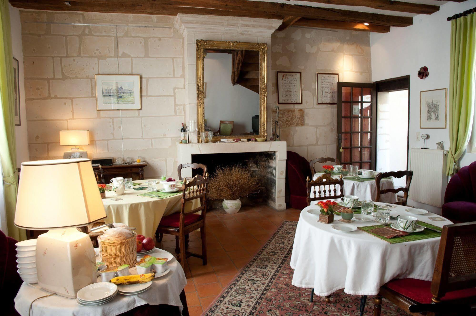 La Demeure Saint-Ours Bed & Breakfast Loches Dış mekan fotoğraf